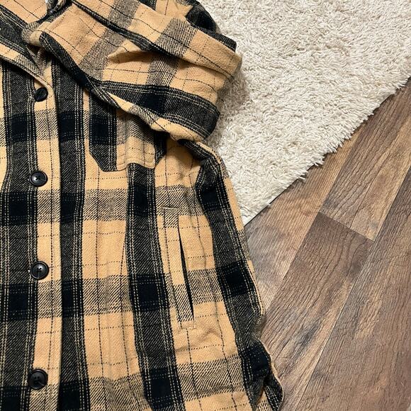 Lucky Brand Size Medium Tan Black Plaid Oversized Flannel Coat Shacket Jacket - Picture 4 of 6